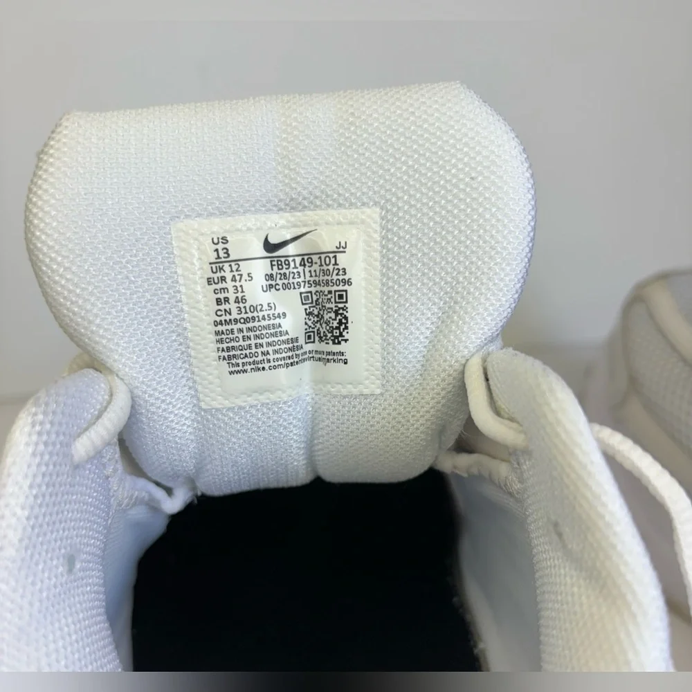 Nike Zoom Vomero 5 White/ Black Men’s Shoes - Picture 10 of 11